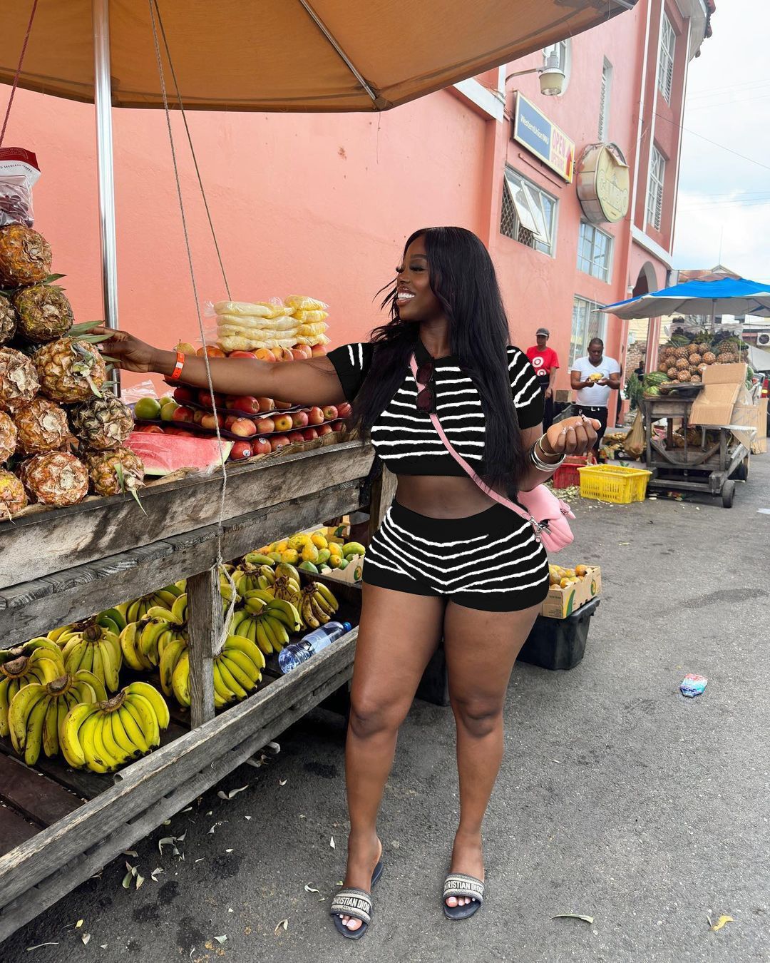 Damen sportliches Kurzarm-Set mit grafischem Muster Sovae