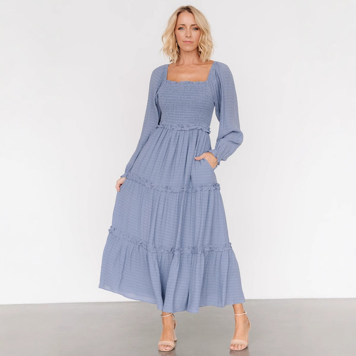 Damen Maxikleid mit gerafftem Oberteil und Rüschendetails Sovae