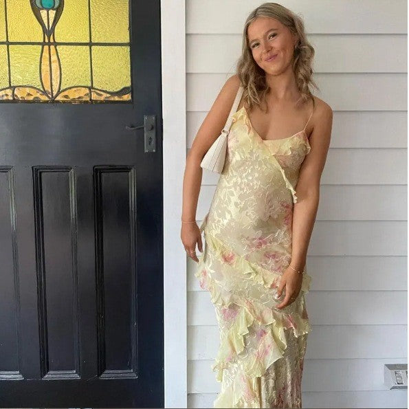 Damen Maxikleid mit voluminösen Rüschen und floralem Design Sovae