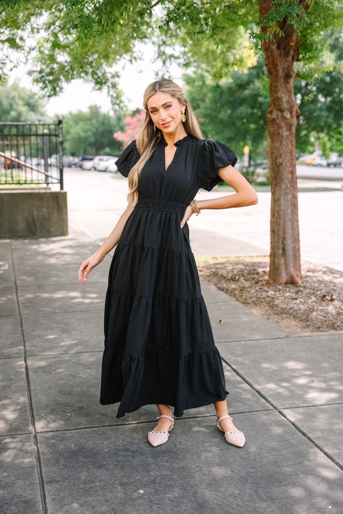 Damen Sommerliches Maxikleid mit Rüschen und V-Ausschnitt Sovae