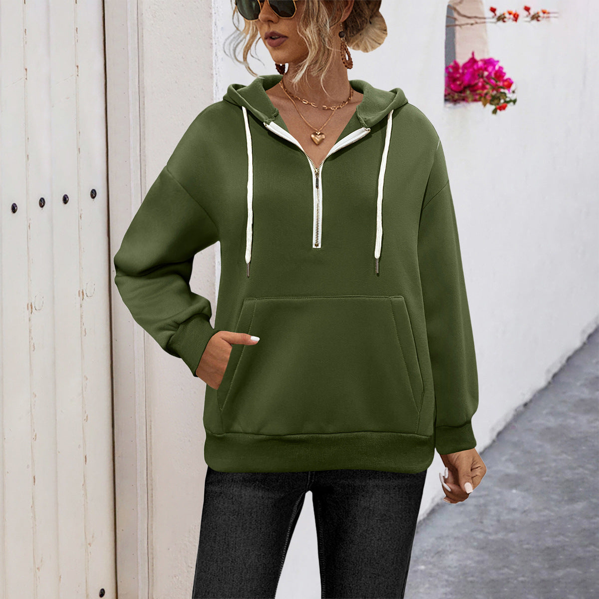 Damen Kapuzenpullover mit halbem Reißverschluss und praktischer Kängurutasche Sovae
