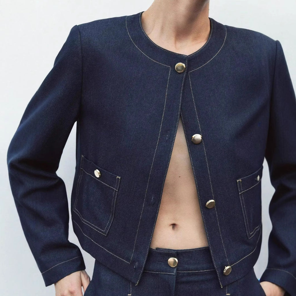 Damen cropped Jeansjacke mit aufgesetzten Taschen und eleganter Knopfdetails Sovae
