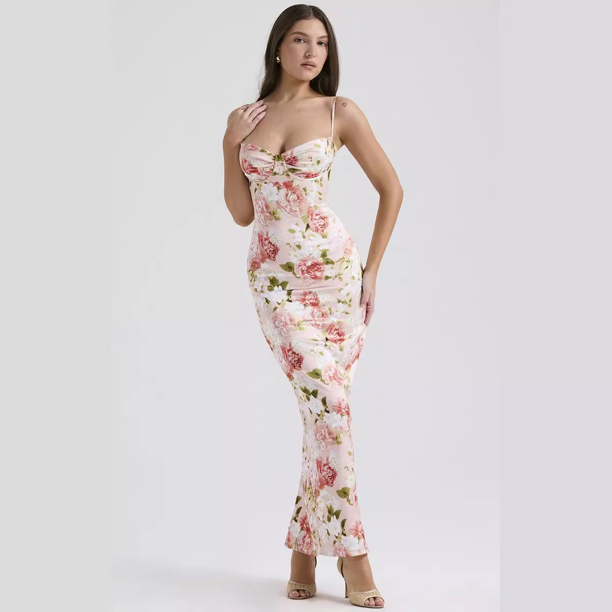 Damen Abendkleid mit elegantem Floral-Design und raffinierten Trägern Sovae