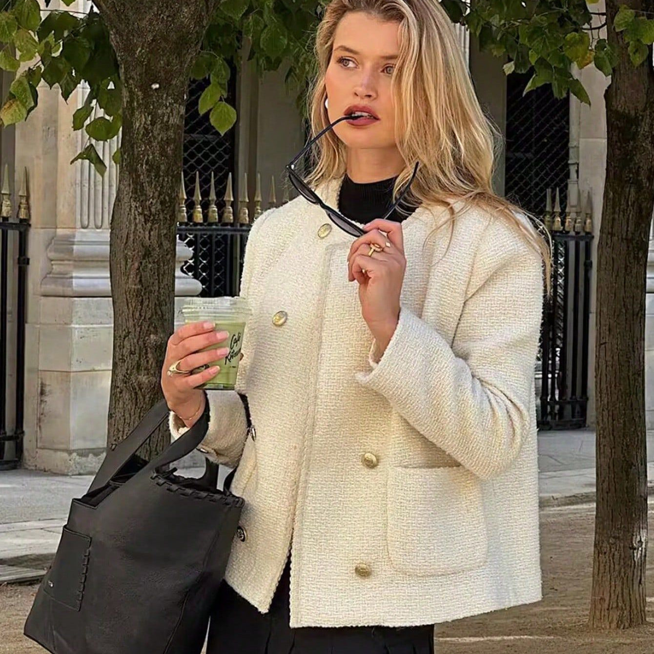 Damen elegante Bouclé-Jacke mit dekorativen Knöpfen und aufgesetzten Taschen Sovae