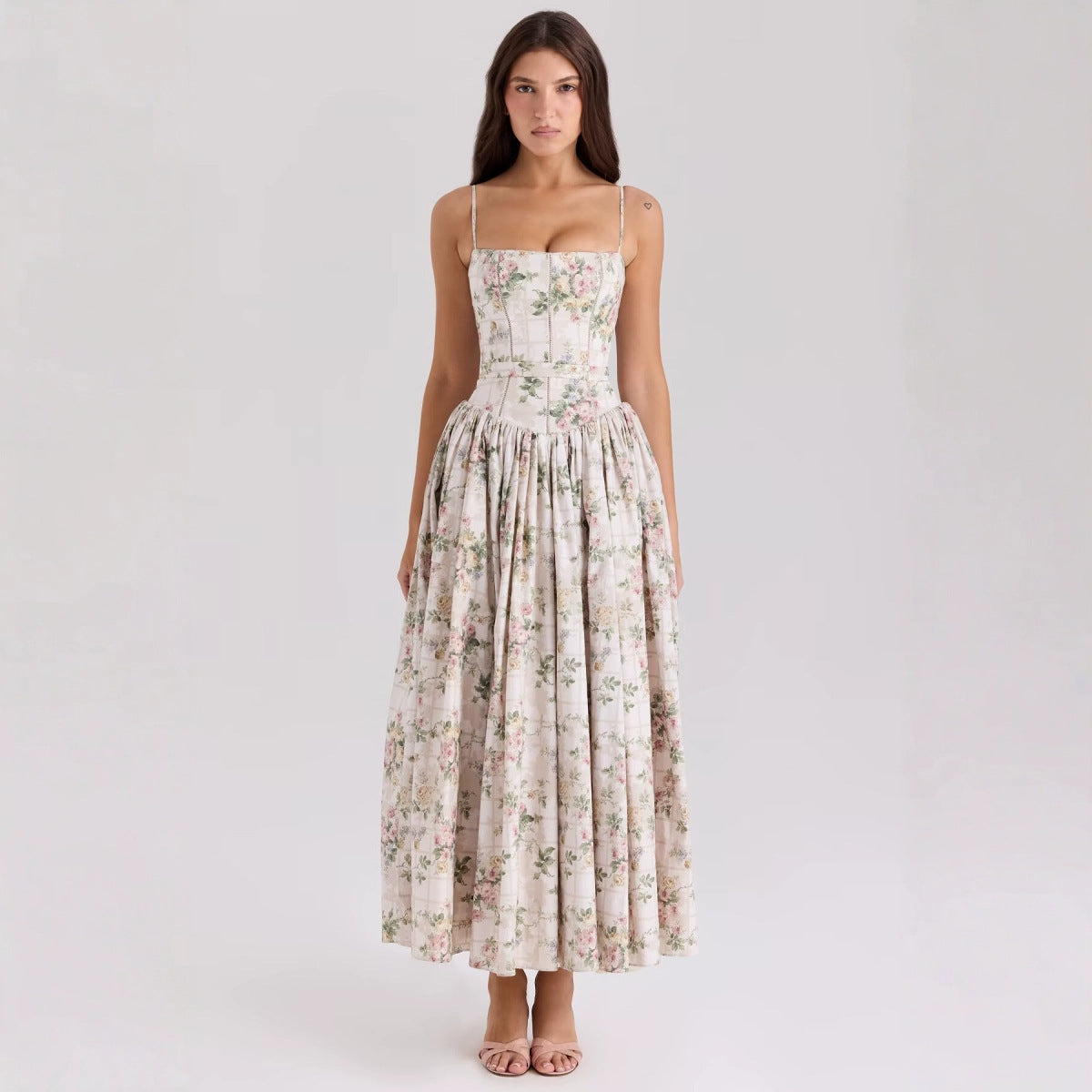 Damen Maxikleid mit floralen Stickereien und luftiger Silhouette Sovae