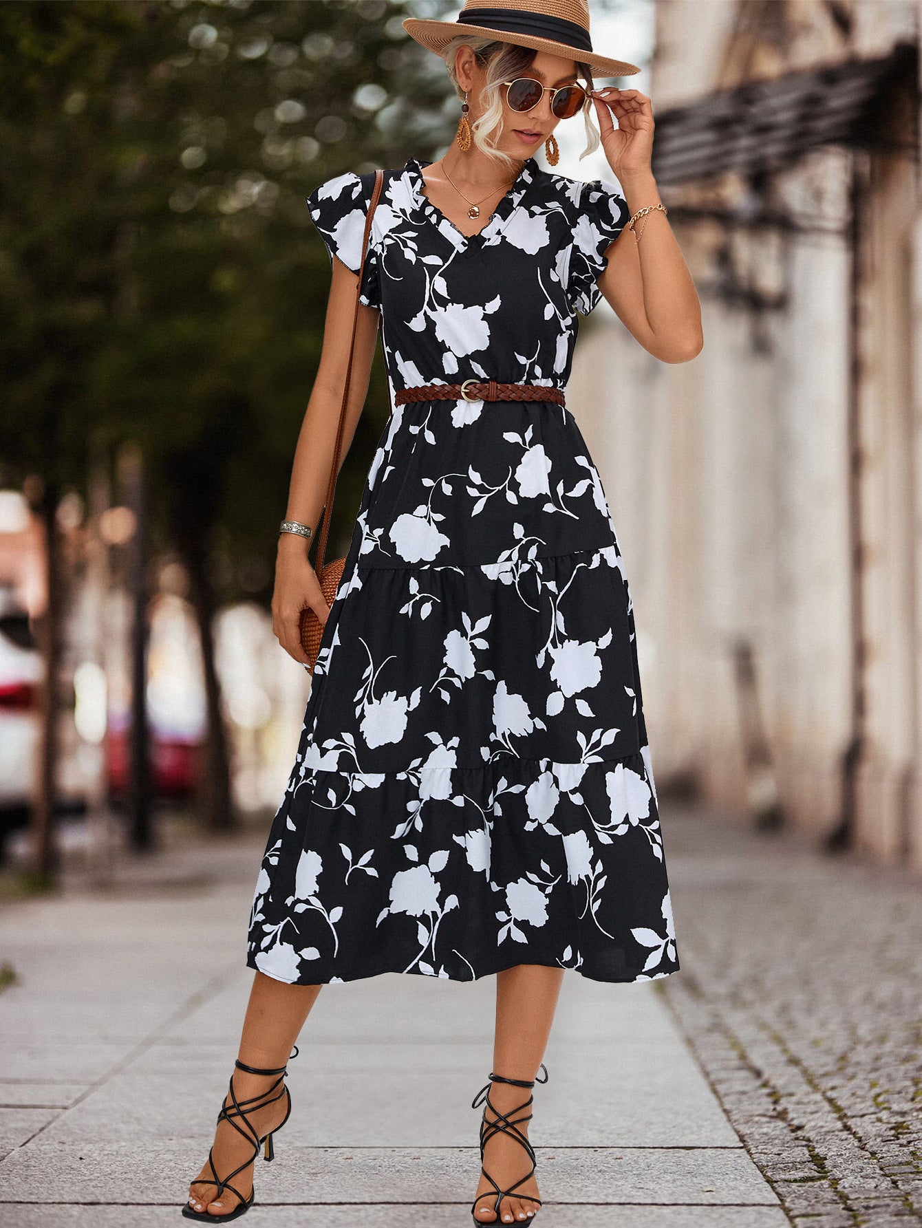 Damen Midi-Kleid mit floralen Rüschendetails und elastischem Taillengürtel Sovae