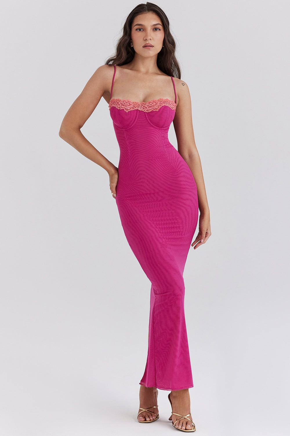 Damen figurbetontes Maxikleid mit Spitzen-Ausschnitt Sovae