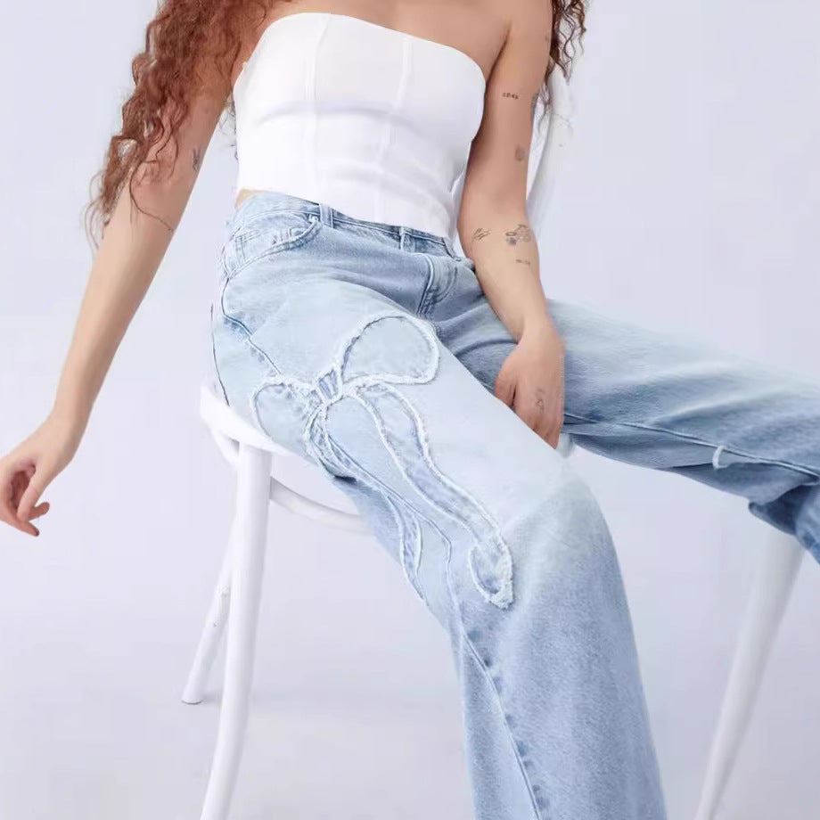 Damen Relaxed Fit Jeans mit modischen Rissen Sovae