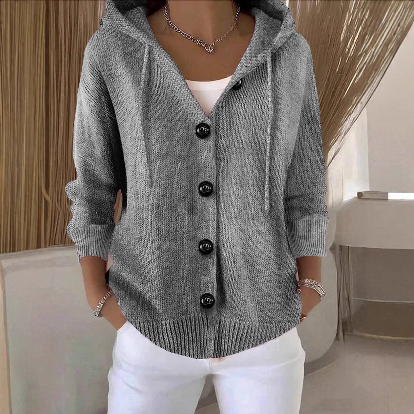 Damen lässige Strickjacke mit Kapuze und großen Knöpfen Sovae