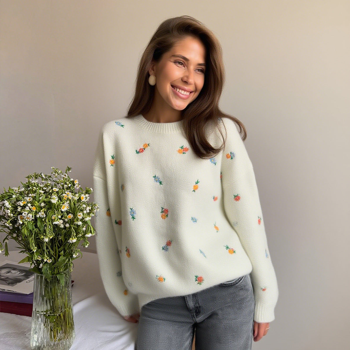 Damen Verspielter Pullover mit floralen Stickereien Sovae