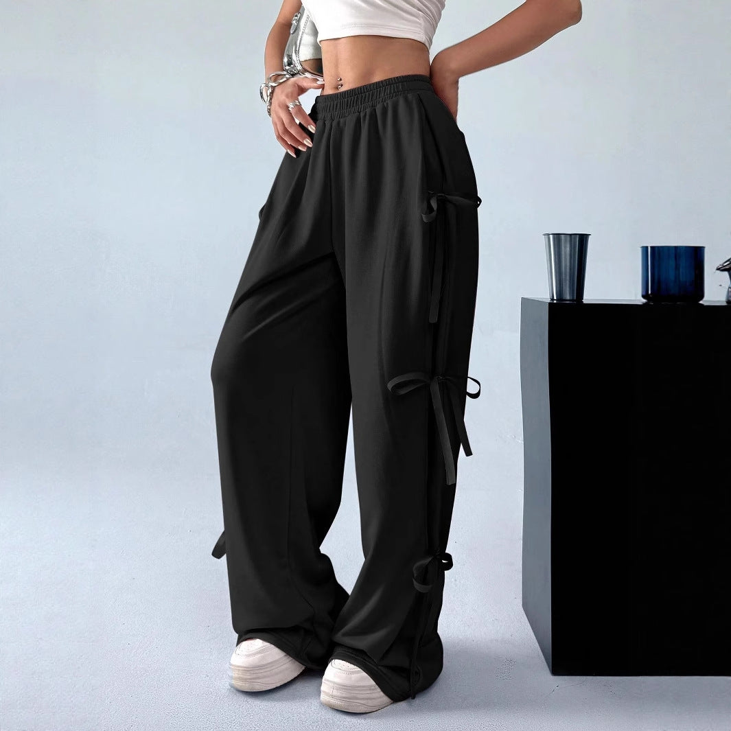 Damen Weit geschnittene Cargohose mit Leopardenmuster und eleganten Schnürdetails Sovae