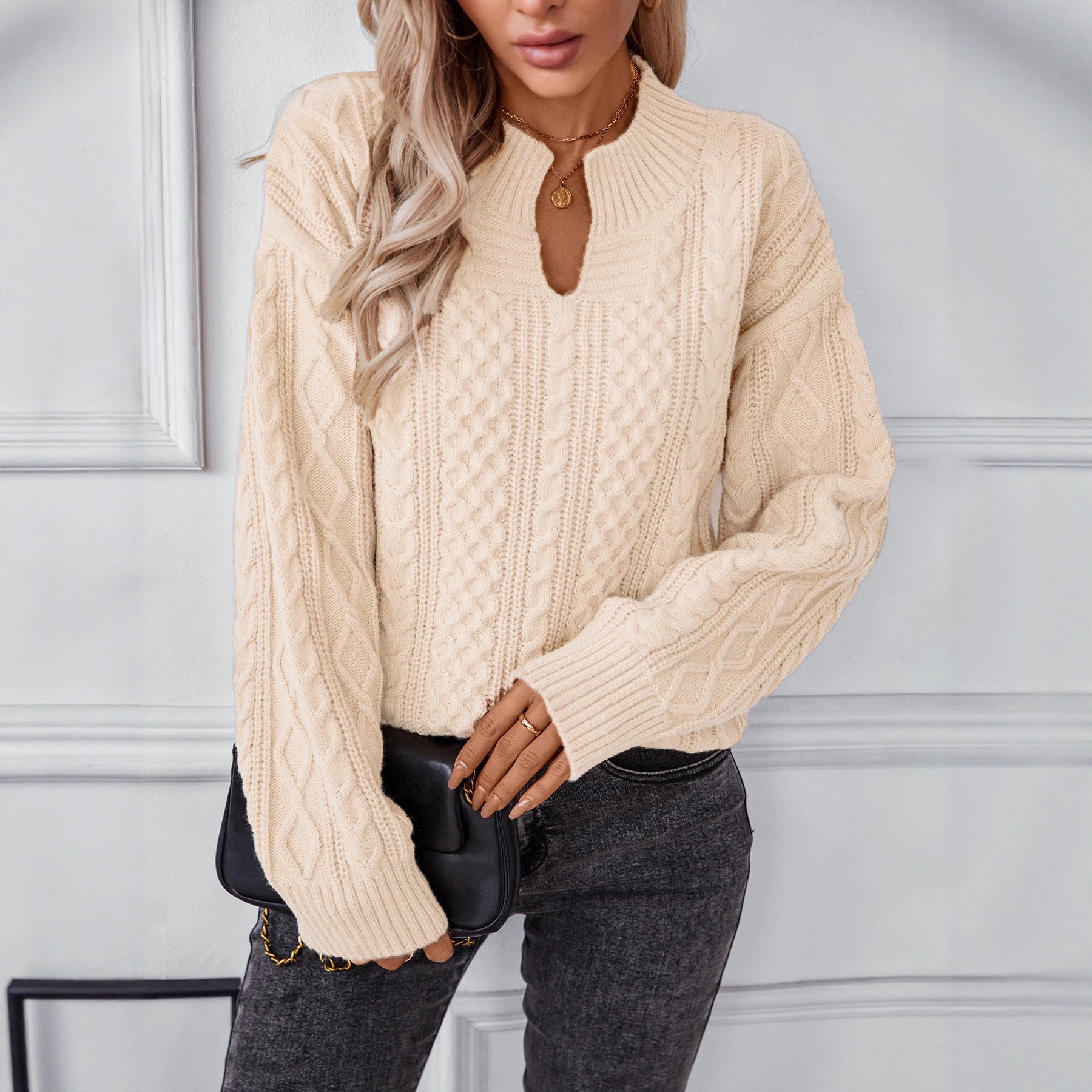 Damen modischer Strickpullover mit einzigartigem Zopfdesign und Rundhalsausschnitt Sovae