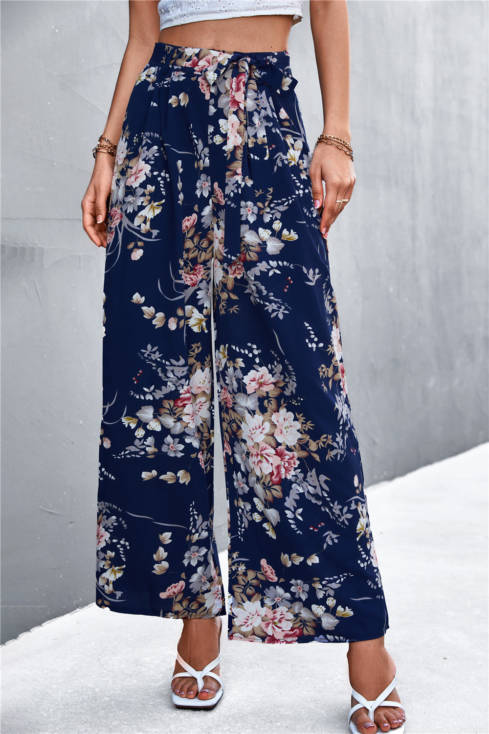 Damen Weite Blumenhose mit elastischem Bund und Bindegürtel Sovae