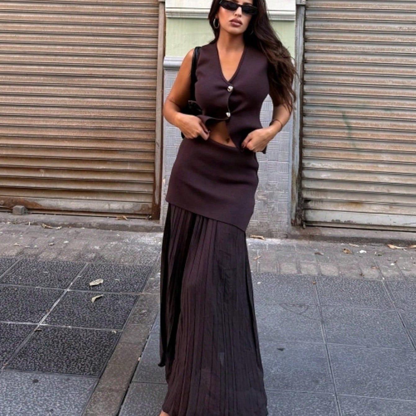Damen elegantes Strick-Set mit asymmetrischem Rock und ärmelloser Weste Sovae