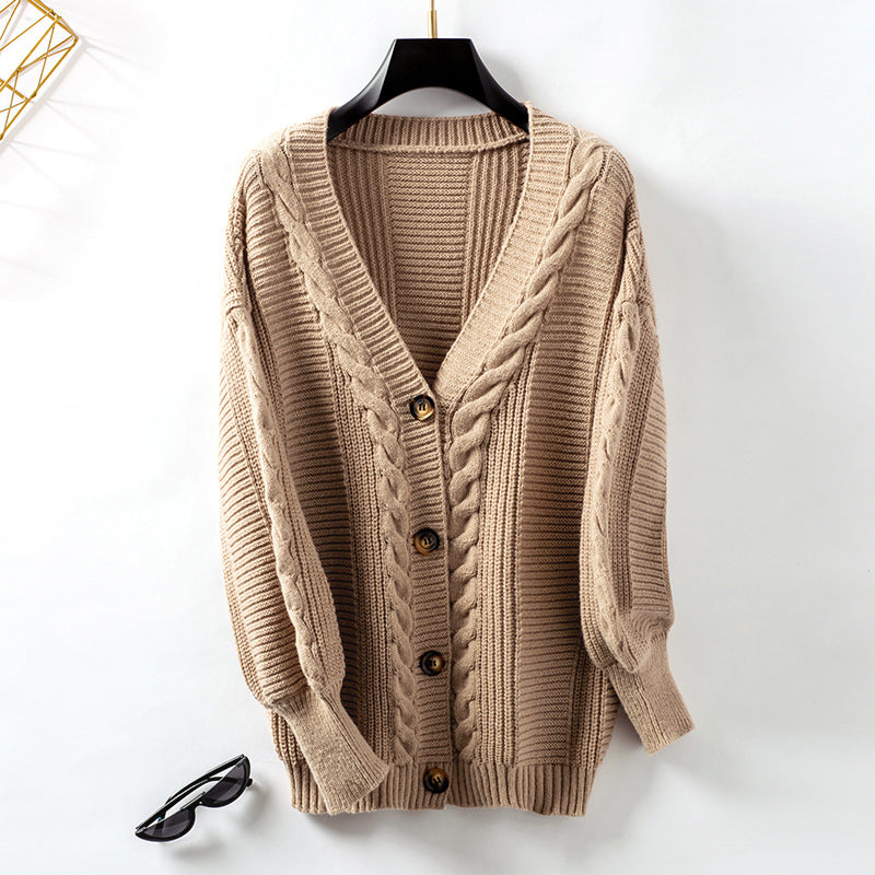Damen Strickjacke mit Zopfdesign und goldenen Knopfdetails Sovae