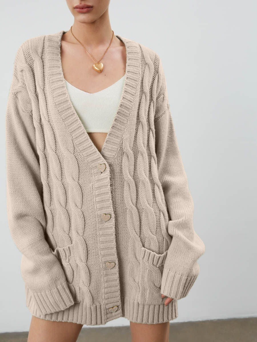 Damen Grobstrick-Cardigan mit herzförmigen Knöpfen und seitlichen Taschen Sovae