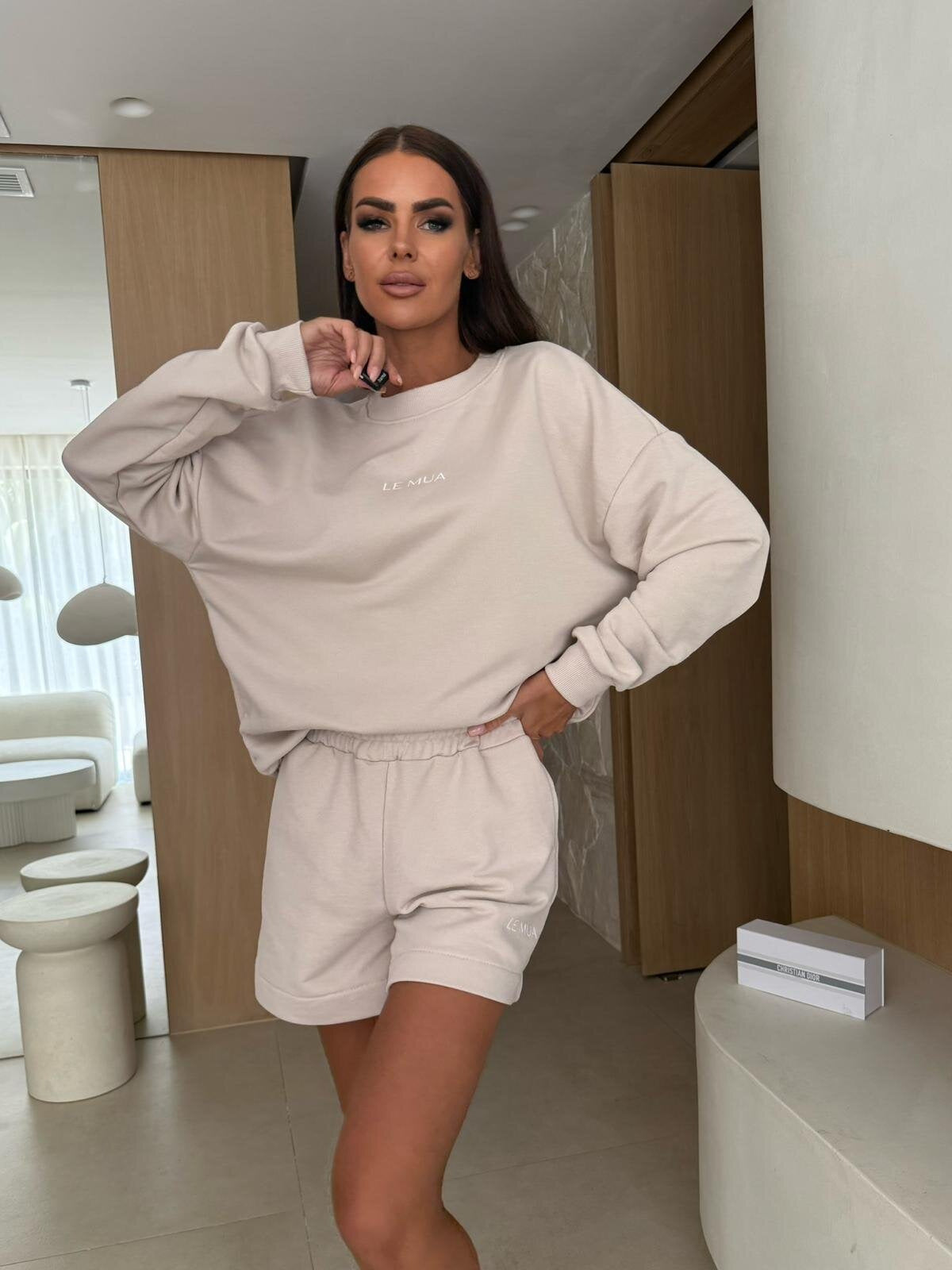 Damen Freizeit-Doppelset mit komfortablem Sweatshirt und Shorts Sovae