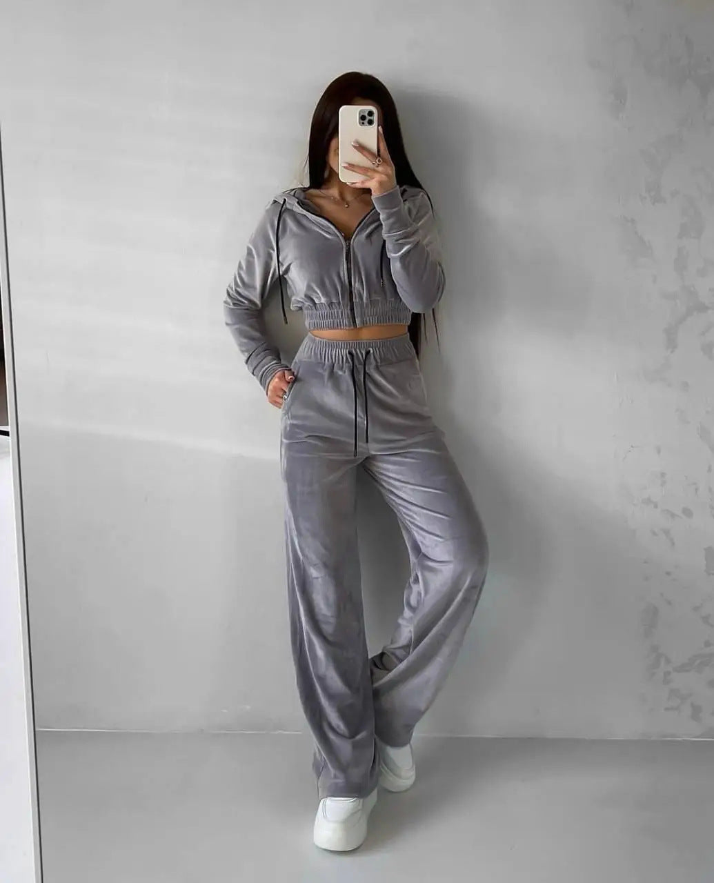 Damen Velours-Loungewear-Set mit Kapuze und elastischen Bündchen Sovae