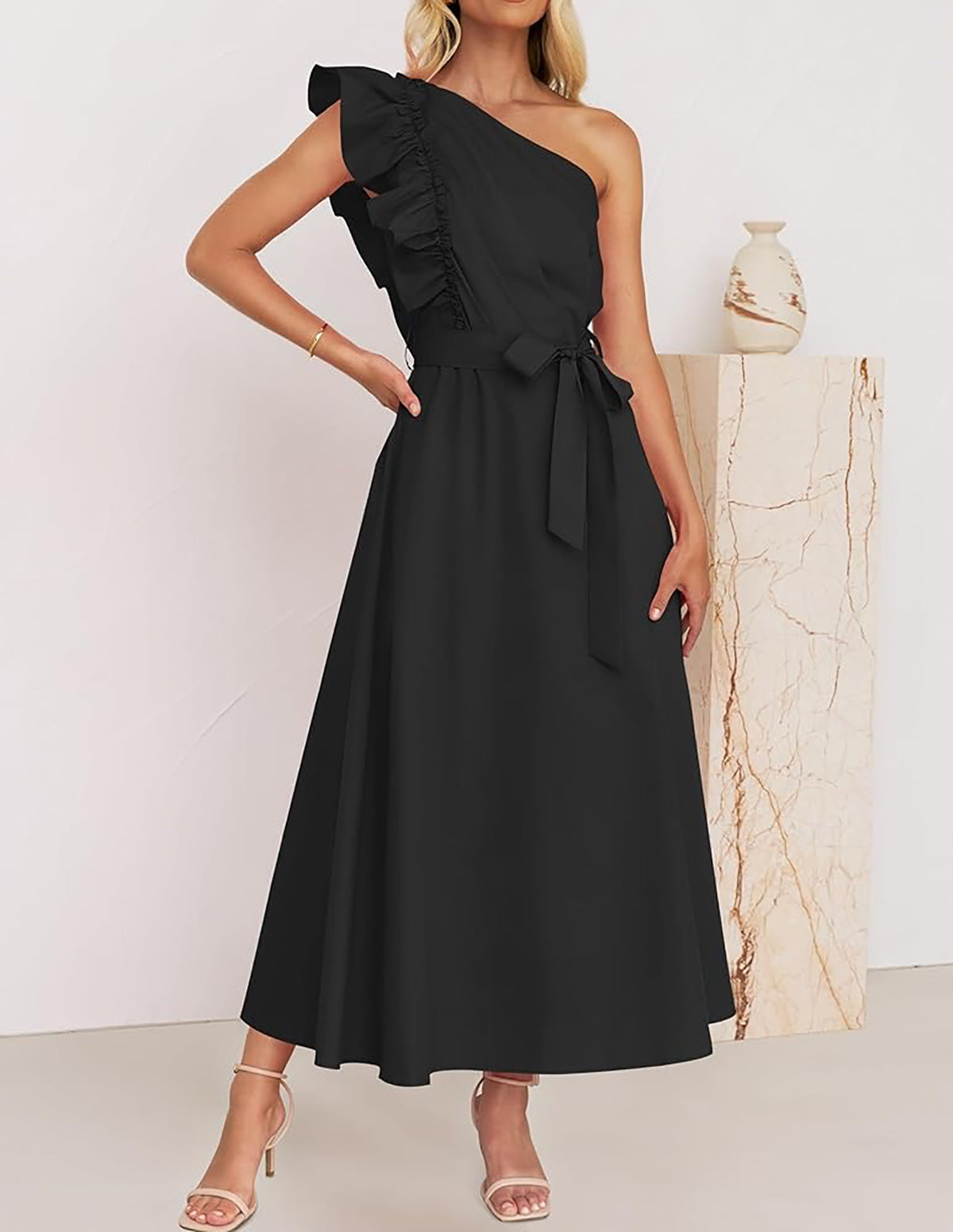 Damen Midikleid mit asymmetrischem Schnitt und Rüschen Sovae