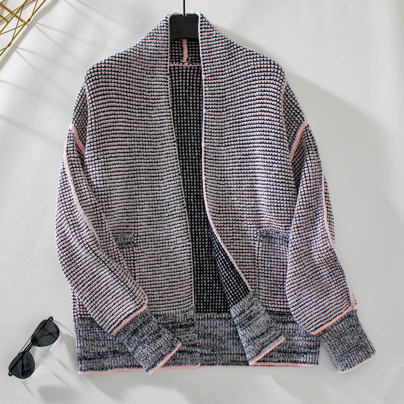 Damen modische Strickjacke mit lässiger Oversized-Passform und strukturiertem Muster Sovae