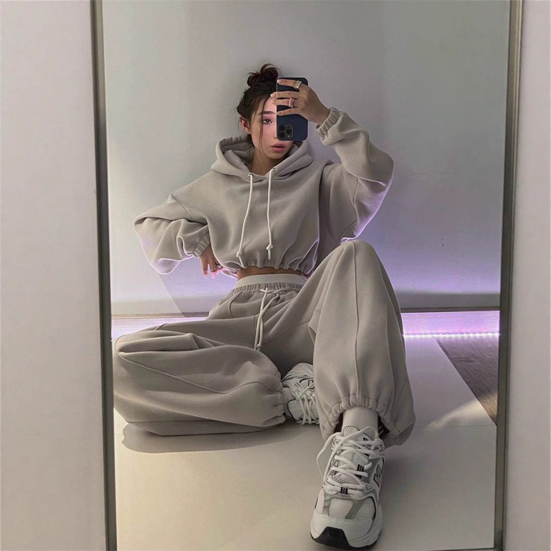 Damen sportliches Hoodie und Jogginghose Set mit elastischem Bund Sovae