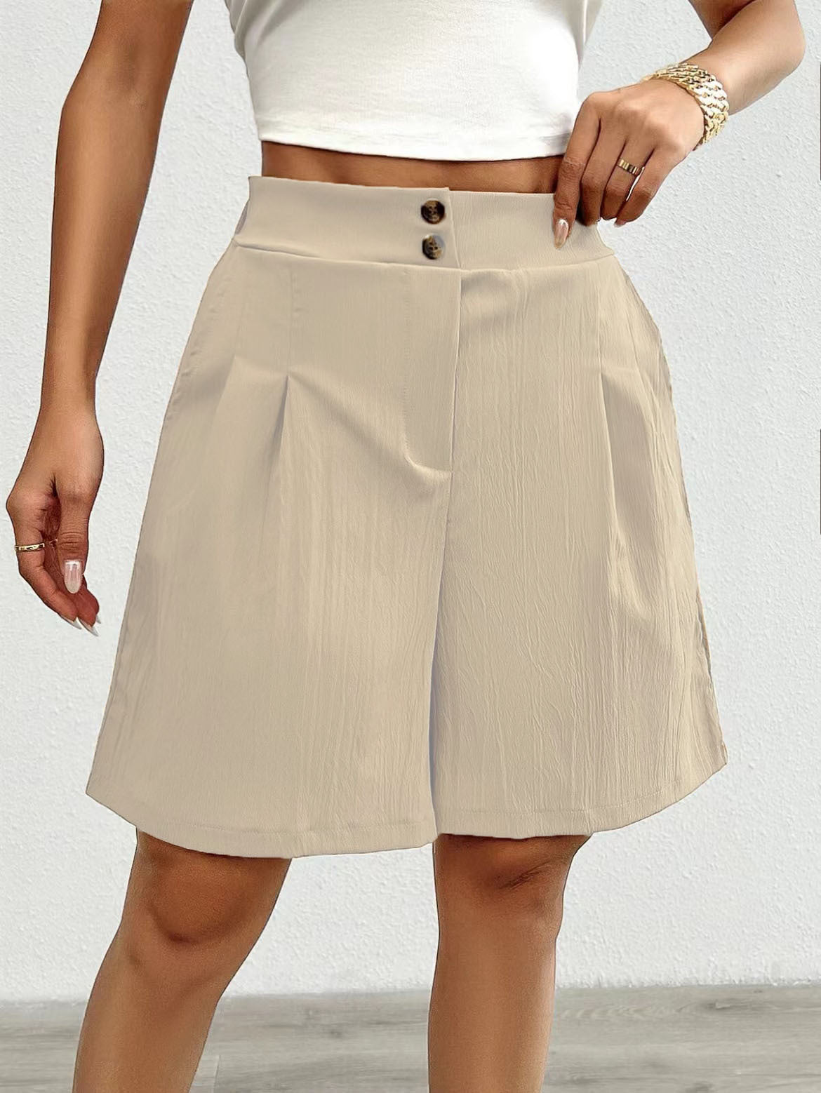 Damen Elegante Shorts mit Knopfverschluss und faltigem Design Sovae