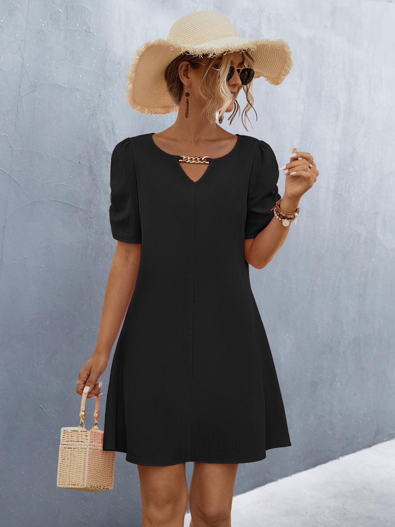 Damen elegantes Kurzarmkleid mit schickem Ausschnitt und verspielten Puffärmel Sovae