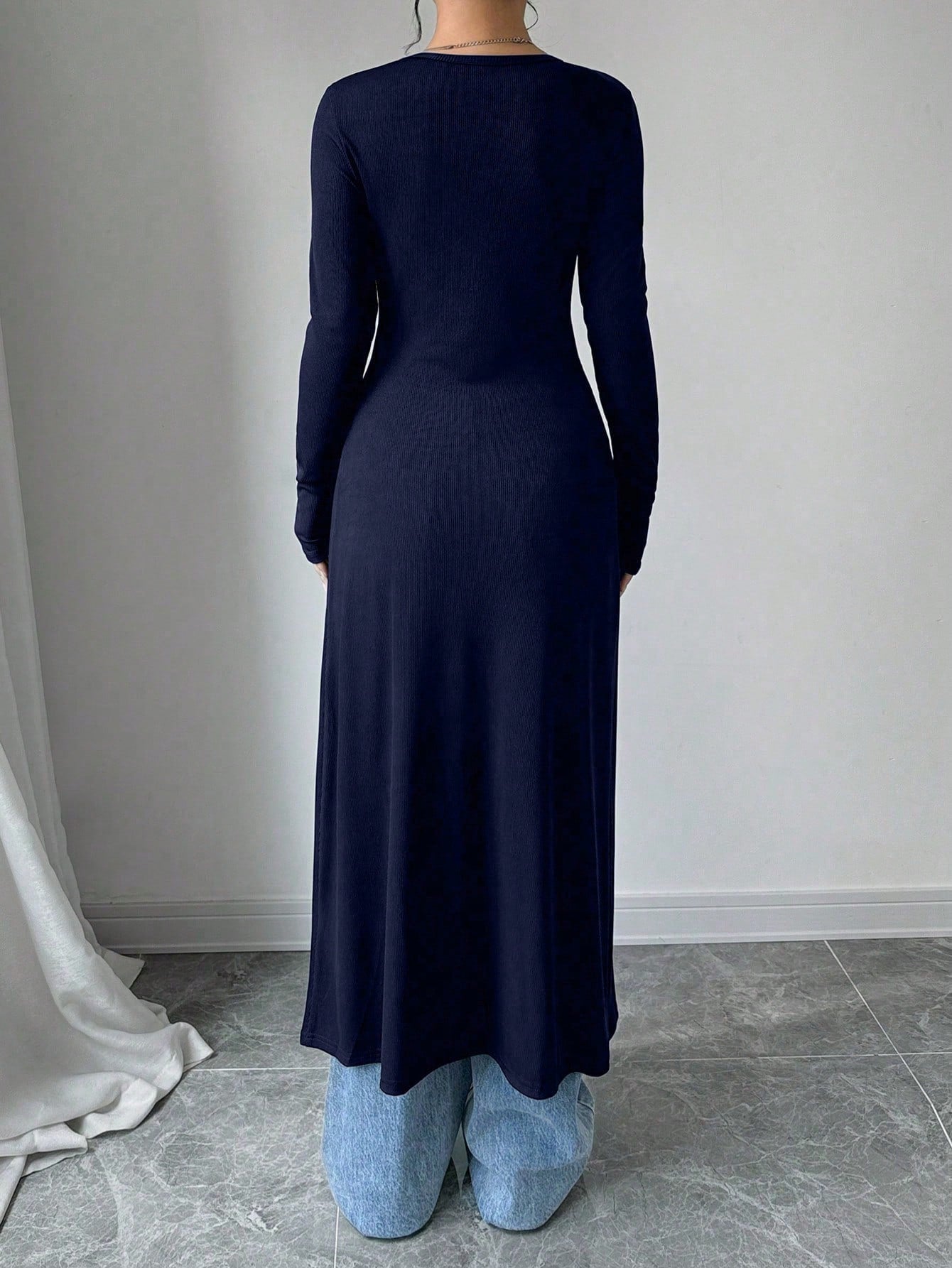 Damen Langstrickjacke mit V-Ausschnitt und Knopfverschluss Sovae