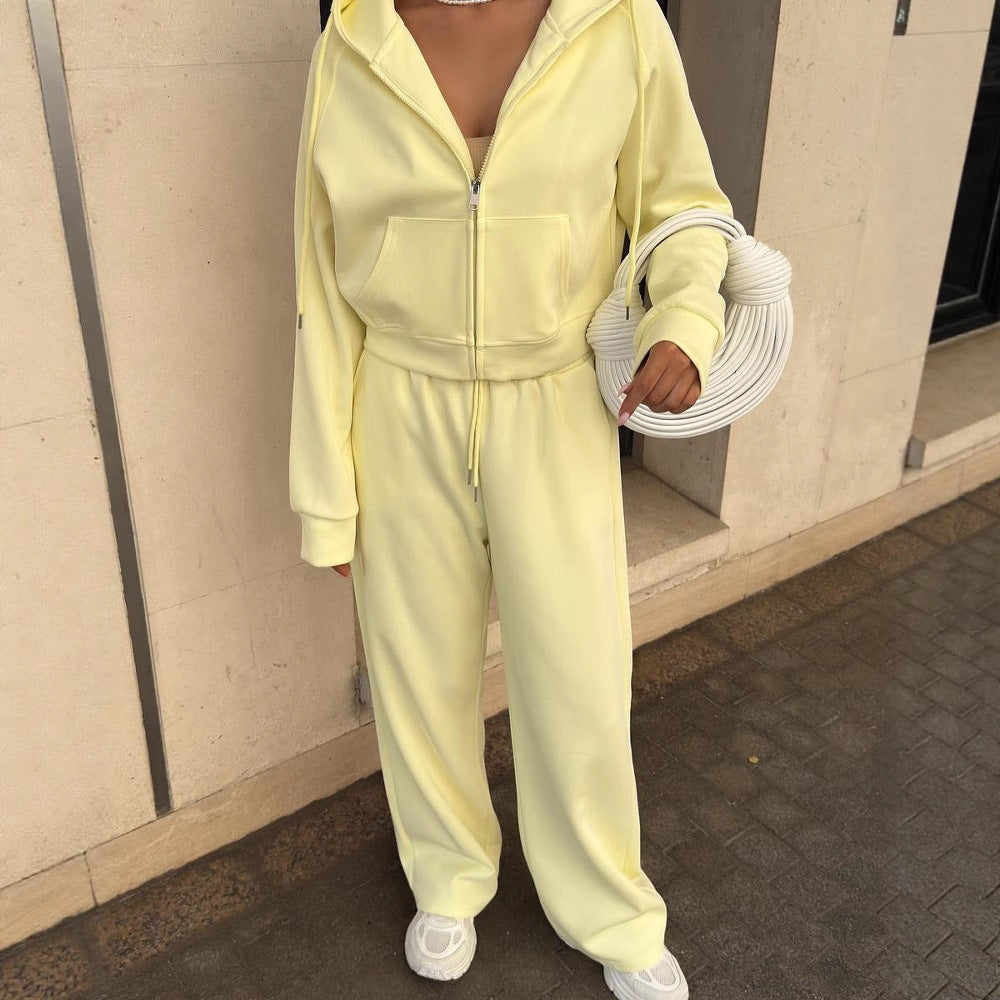 Damen Sportliches Freizeit-Set mit modischem Cropped Hoodie und weiter Hose Sovae