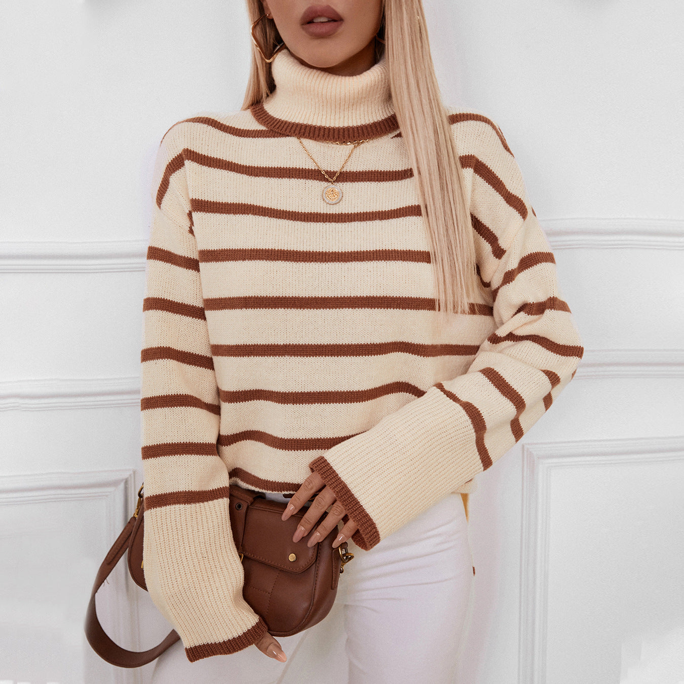 Damen modischer Rollkragenpullover mit breiten Streifen und lässigem Schnitt Sovae