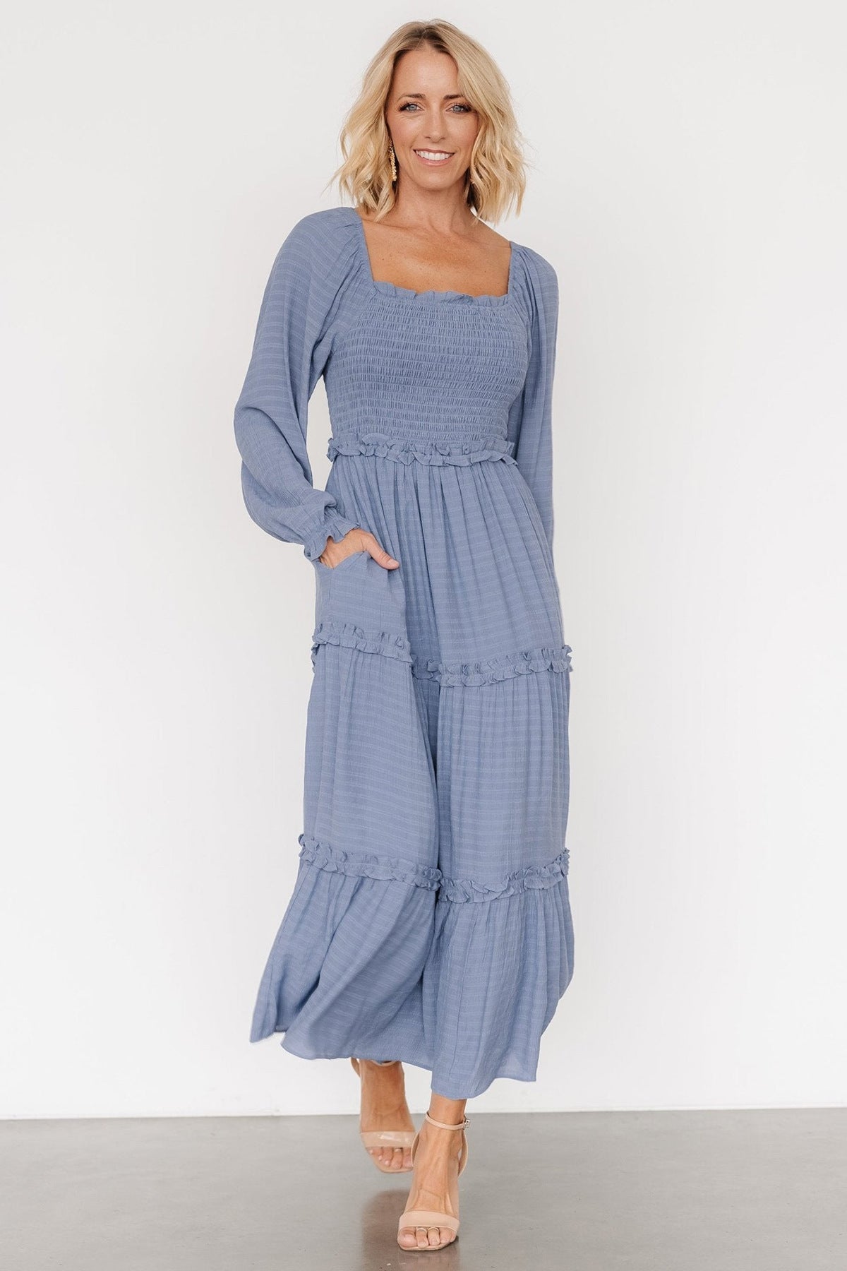 Damen Maxikleid mit gerafftem Oberteil und Rüschendetails Sovae
