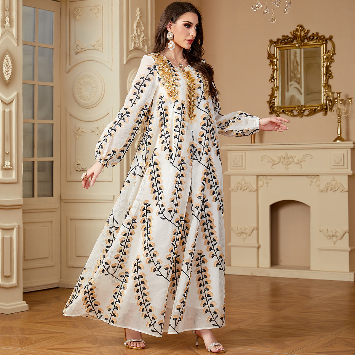 Damen Luftige, bodenlange Kaftan-Robe mit feiner Goldstickerei Sovae
