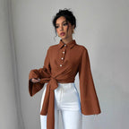 Damen Wickelbluse mit langen Ärmeln und modernen Knopfdetails Sovae