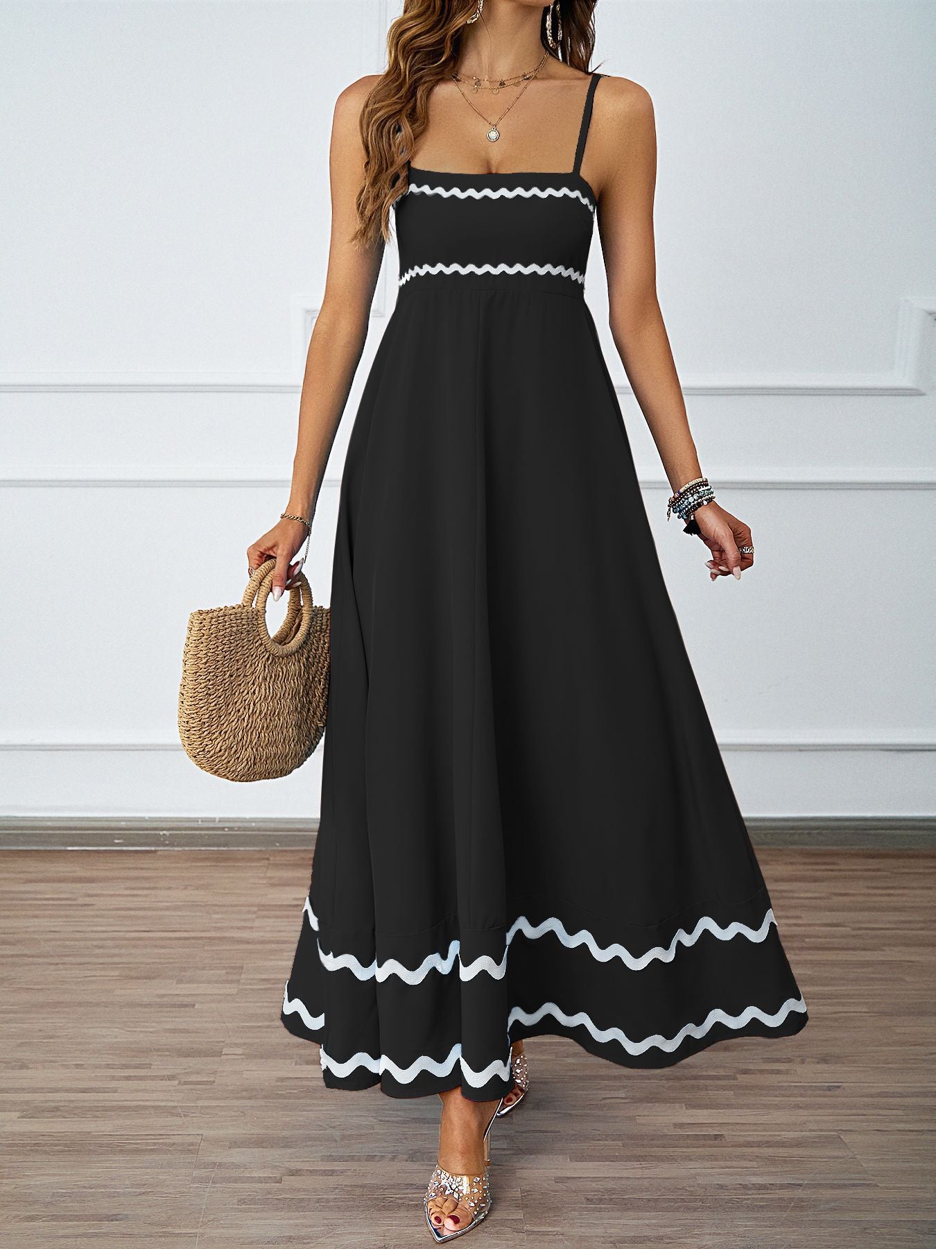 Damen langes Maxikleid mit dekorativem Saum Sovae