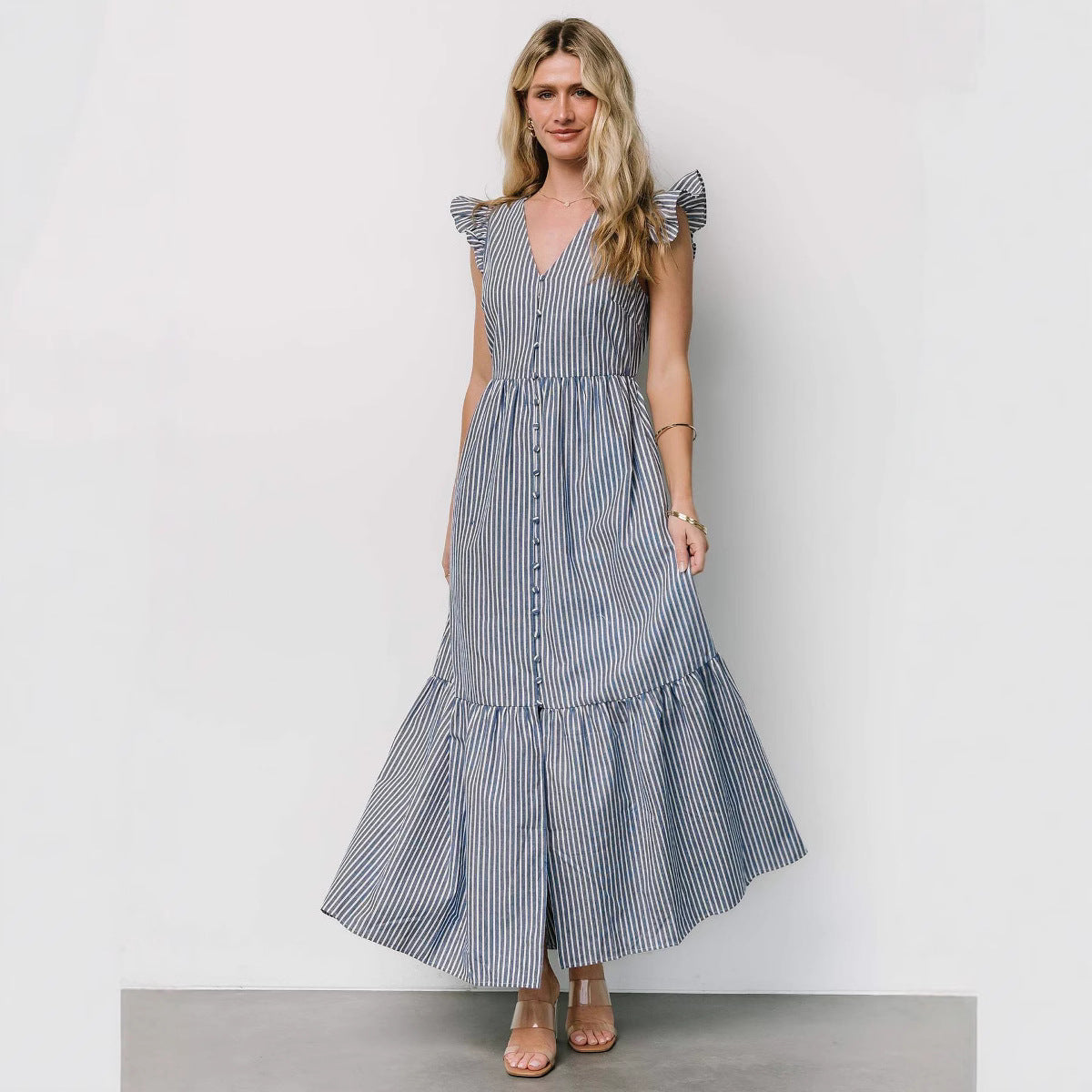 Damen Maxikleid mit voluminösen Ärmeln und durchgehender Knopfleiste Sovae