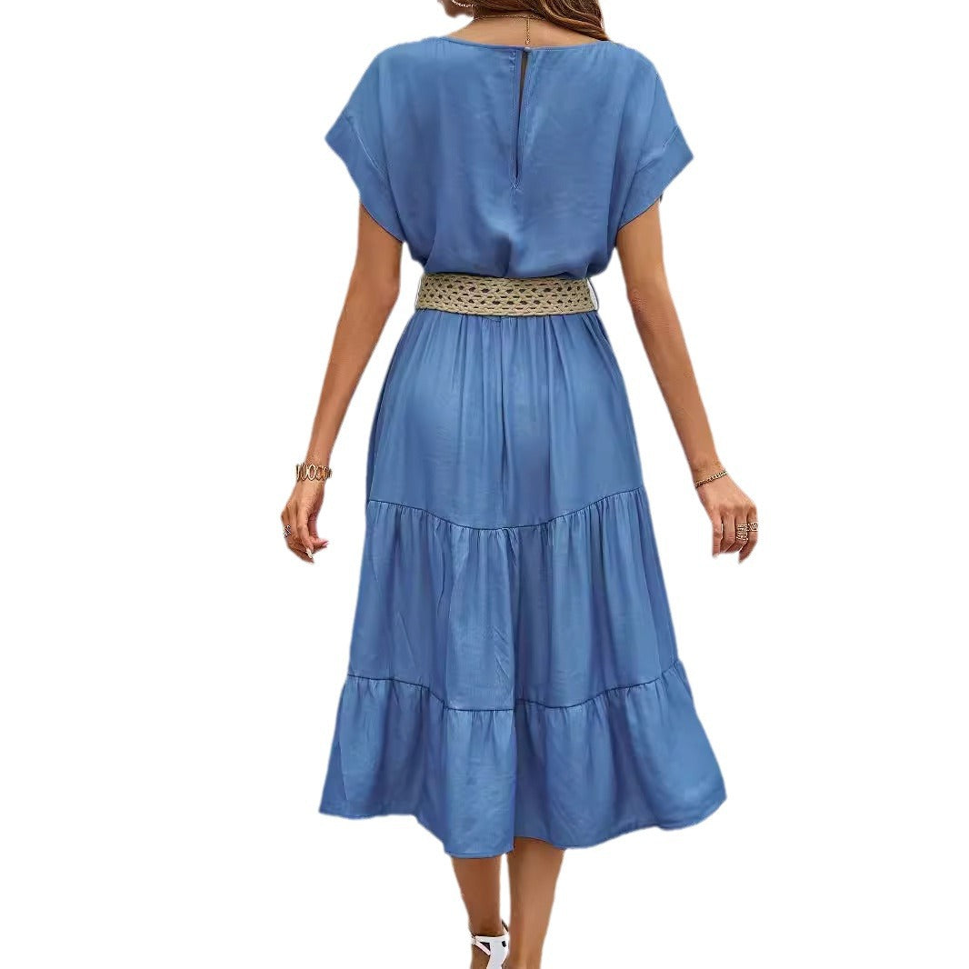 Damen Midi-Kleid mit geschwungenem Saum und eleganter Taillierung Sovae