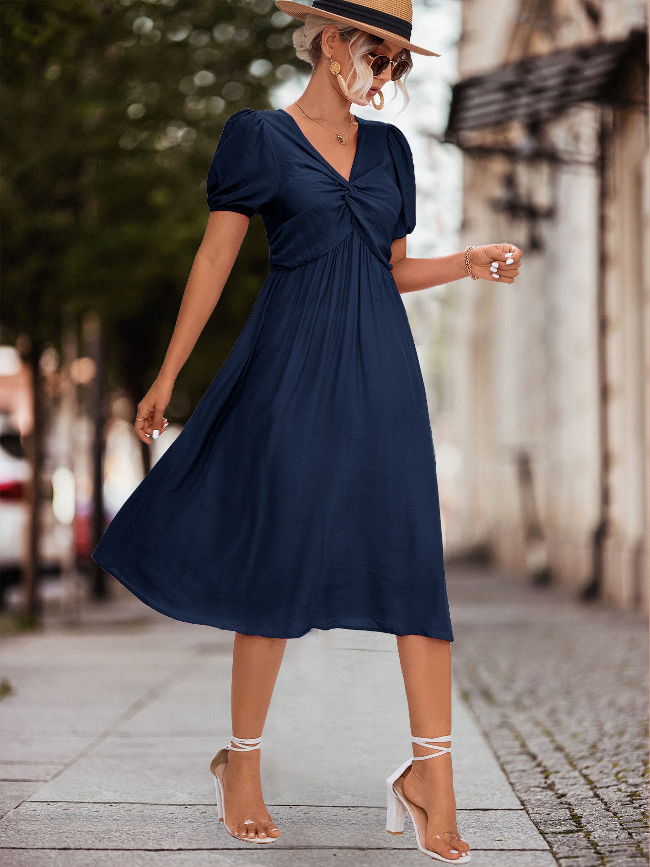 Damen Midikleid mit eleganter Raffung und voluminösen Puffärmeln Sovae