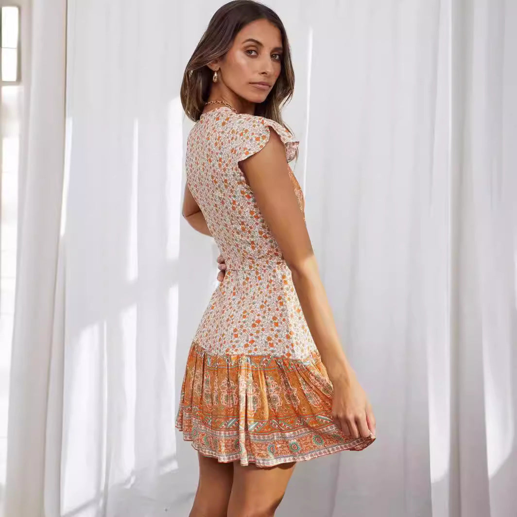 Damen Blütenmuster Sommerkleid mit V-Ausschnitt und Taillierung Sovae