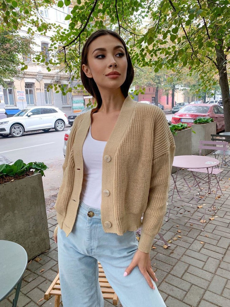 Damen Großer Strickcardigan mit Knopfdetail und V-Ausschnitt Sovae