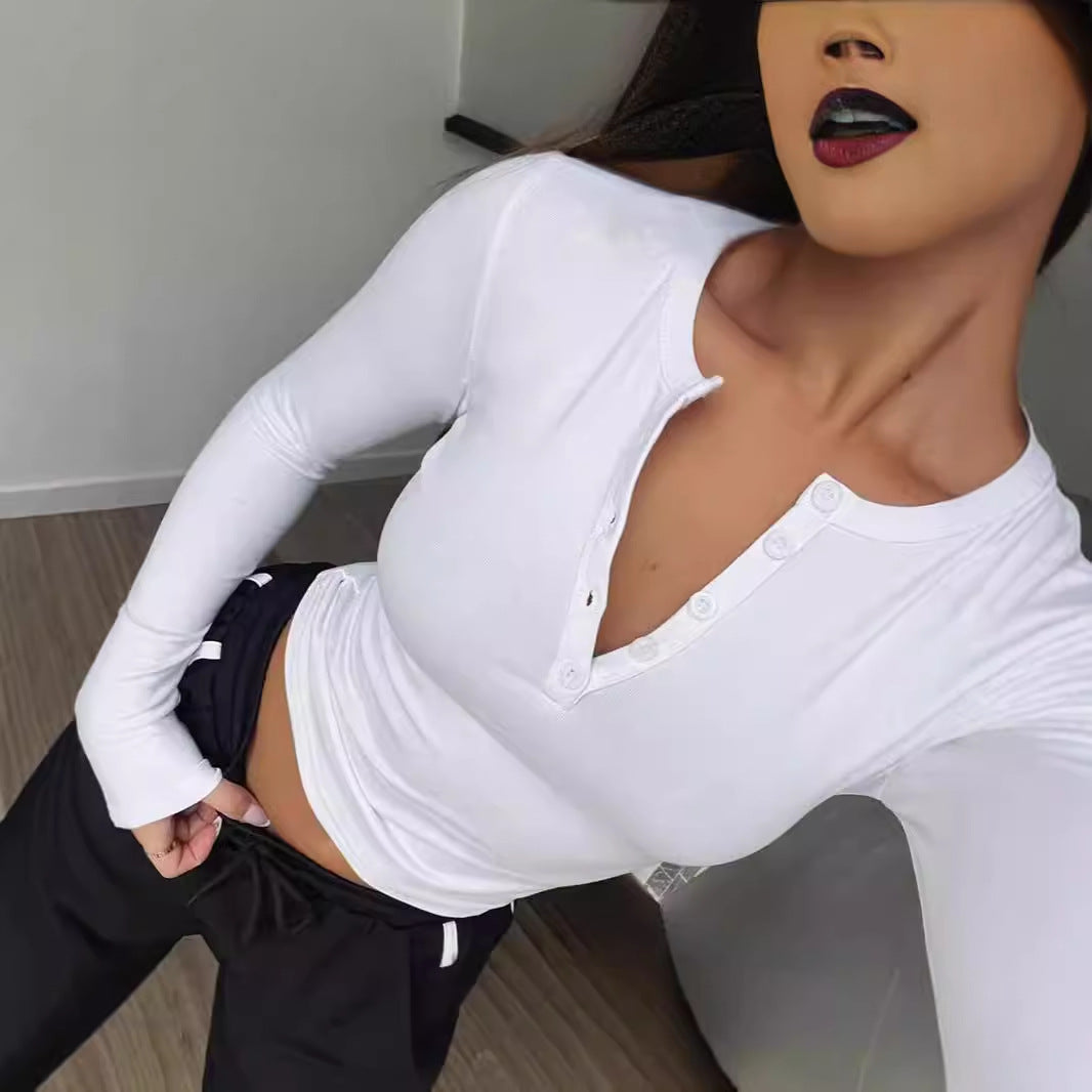 Damen Langarmshirt mit Knopfdetails und figurbetontem Schnitt Sovae