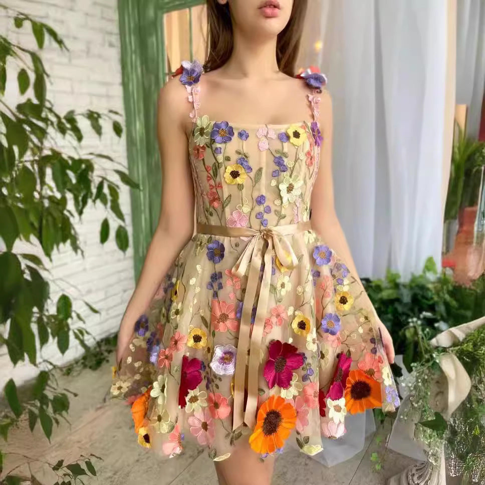 Damen Blumengesticktes Kurzkleid Sovae