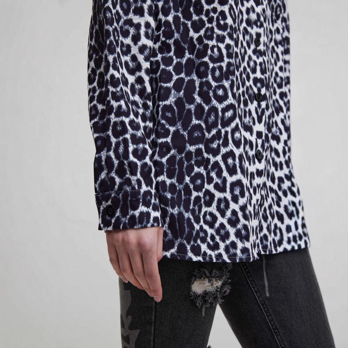 Damen Langärmliges Hemd im Leopardenmuster Sovae