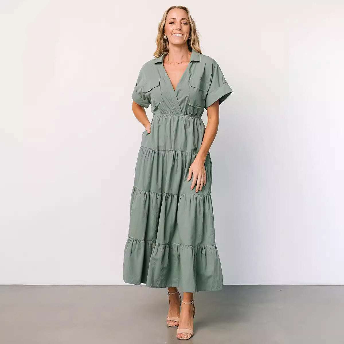 Damen Maxikleid mit voluminösen Rüschen Sovae