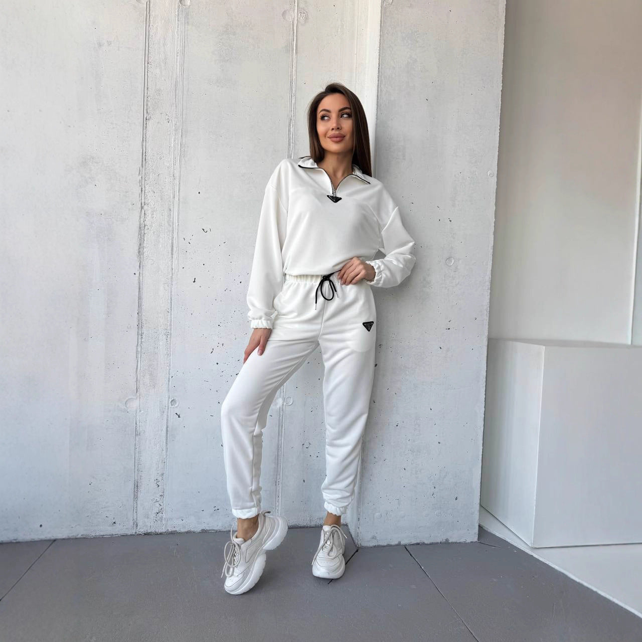 Damen sportliches Set aus weichem Fleece mit Kapuze Sovae