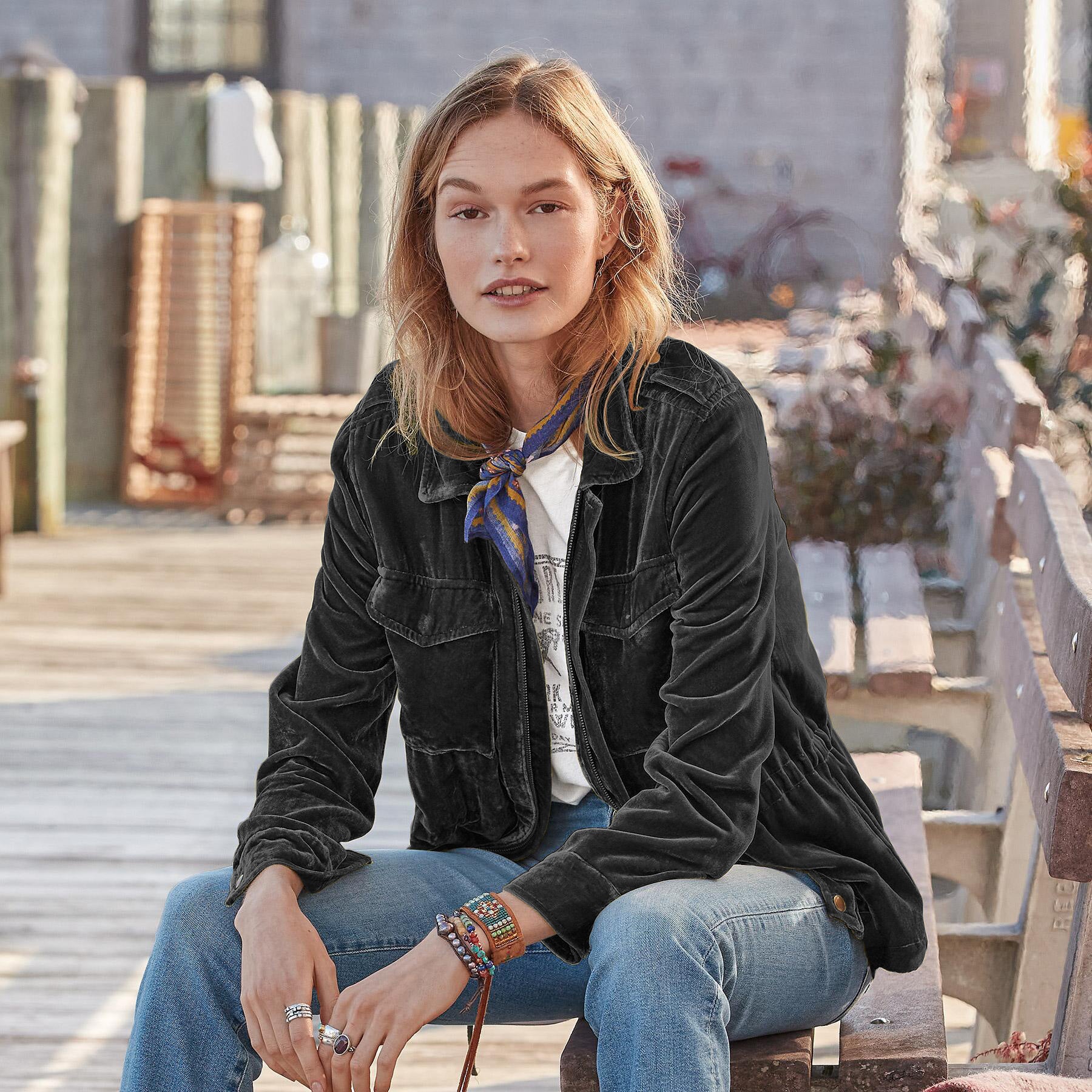 Damen Samtjacke Sovae