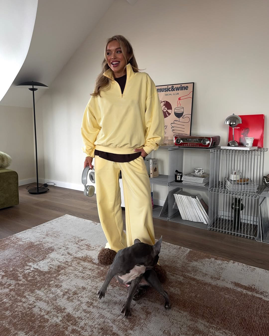 Damen Sportlicher Kapuzenpullover mit kurzer Reißverschlussöffnung Sovae