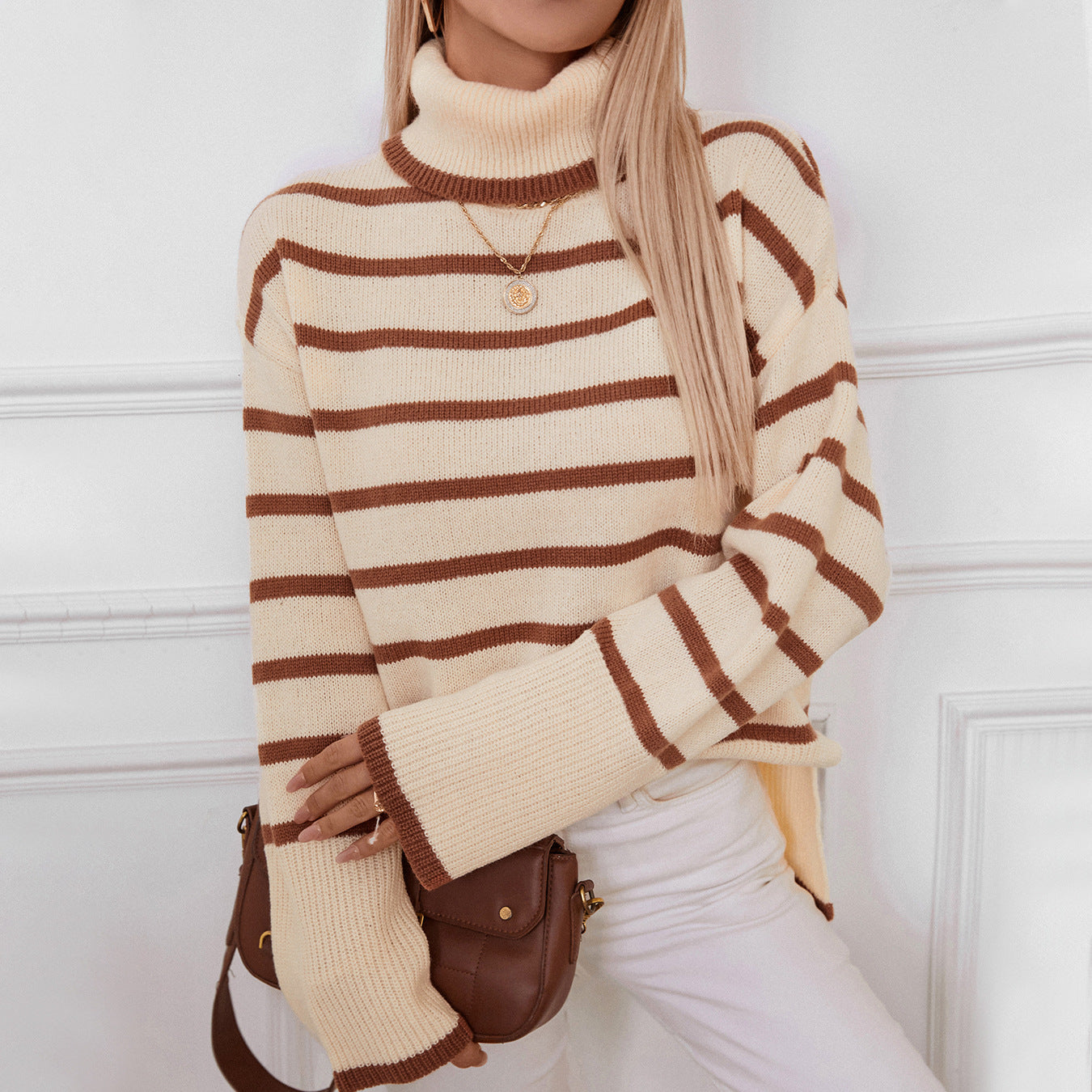 Damen modischer Rollkragenpullover mit breiten Streifen und lässigem Schnitt Sovae