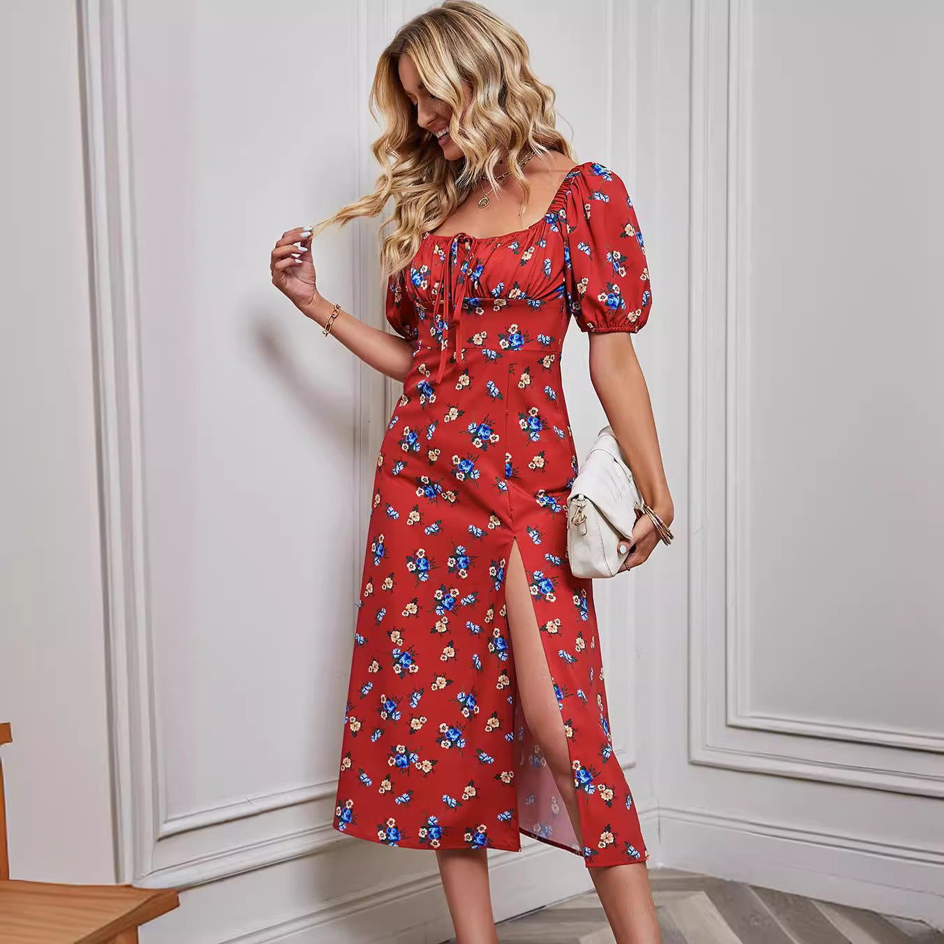 Damen elegantes Midikleid mit Rüschendetails und floralem Design Sovae