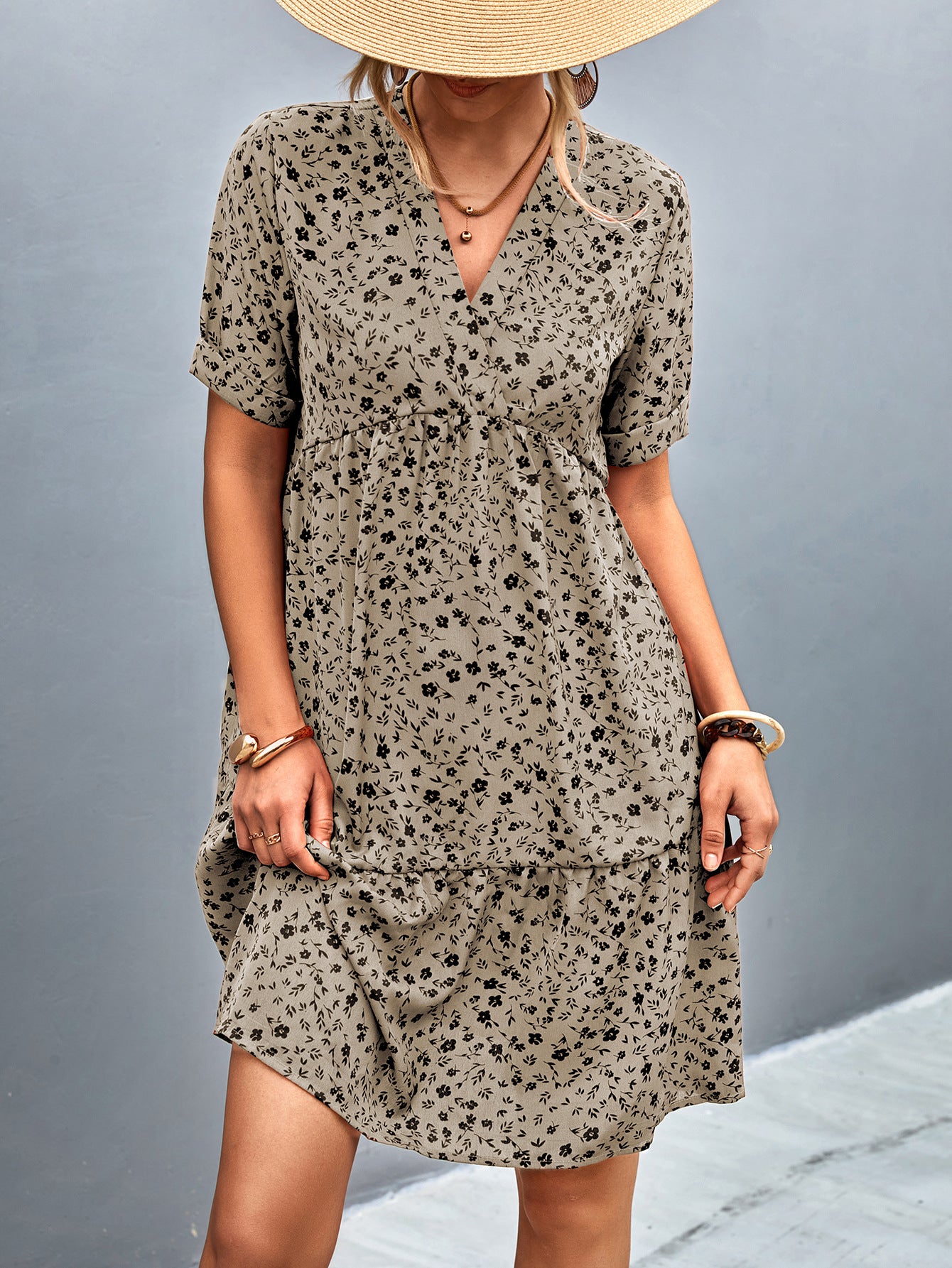 Damen Maxikleid mit floralem Muster und elastischer Taillierung Sovae