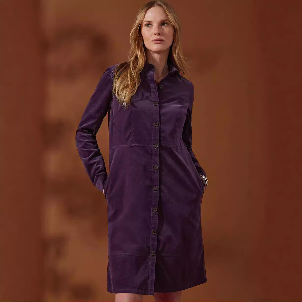 Damen Velourshemdkleid mit praktischen Taschen Sovae